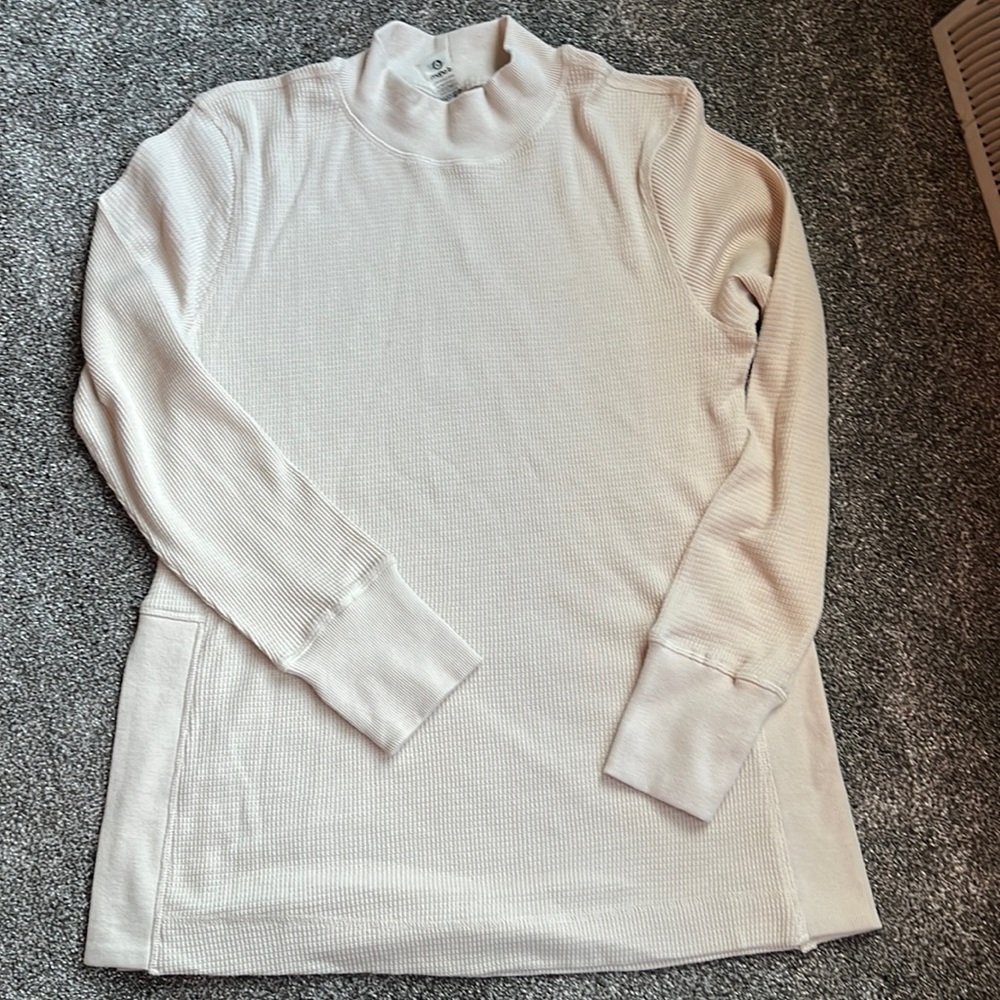 Henley pullover